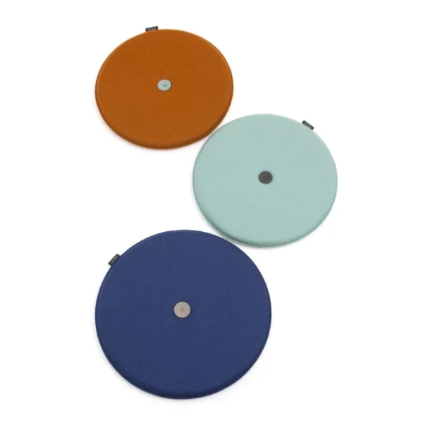 Hey-SIGN Knob Kissen Rund Mit Füllung – ø 35 Cm – Walnuss 3